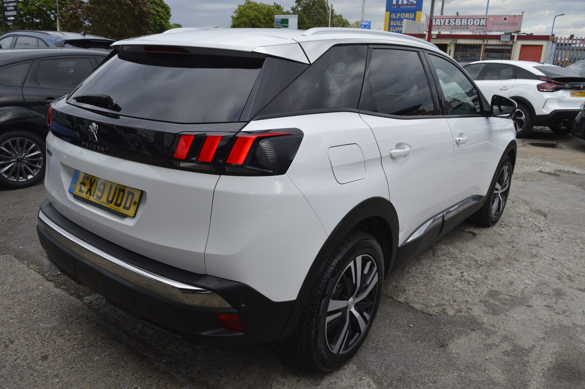 Peugeot 3008 - Image 2