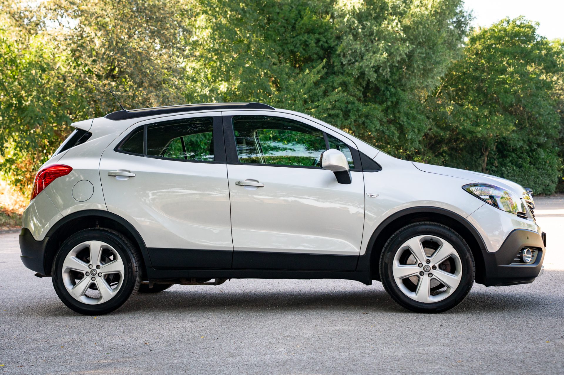 Vauxhall Mokka 1.6i Tech Line 2WD Euro 6 - Image 3