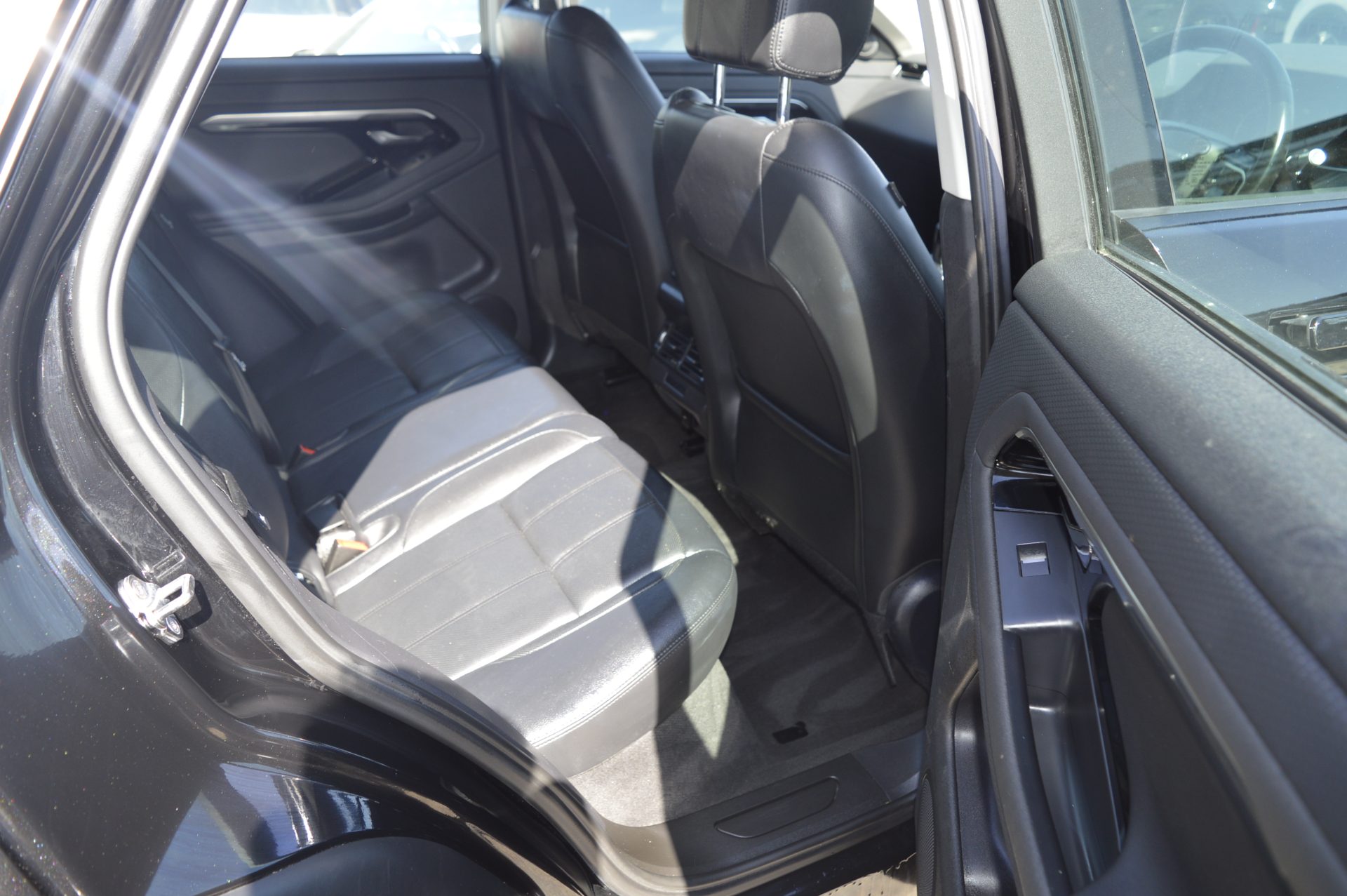 Land Rover RANGEROVER EVOQUE PHEV - Image 12