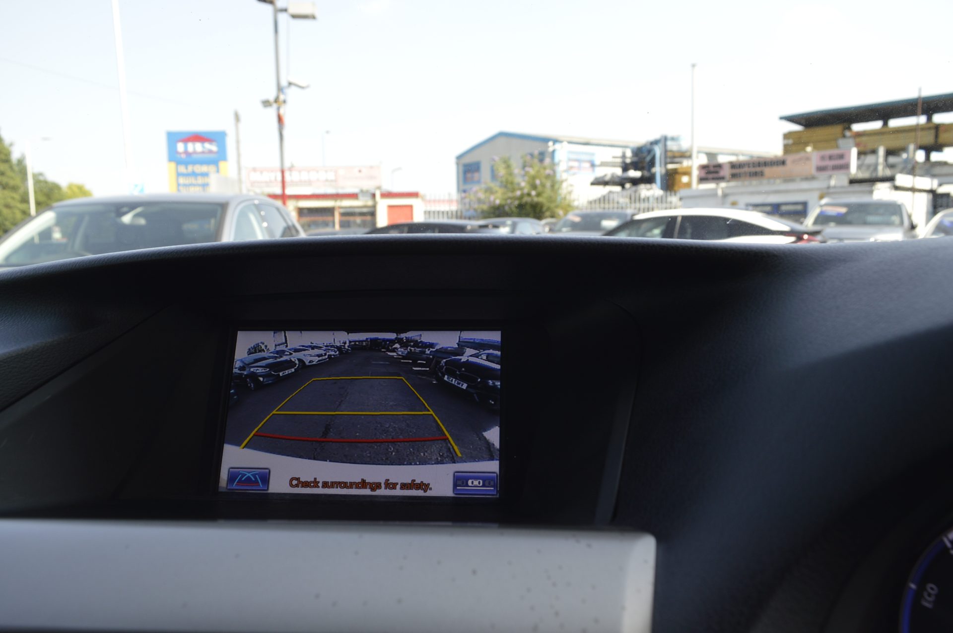 Lexus RX450H - Image 20