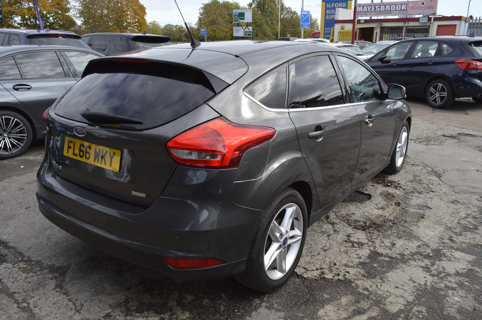 Ford Focus - Image 2