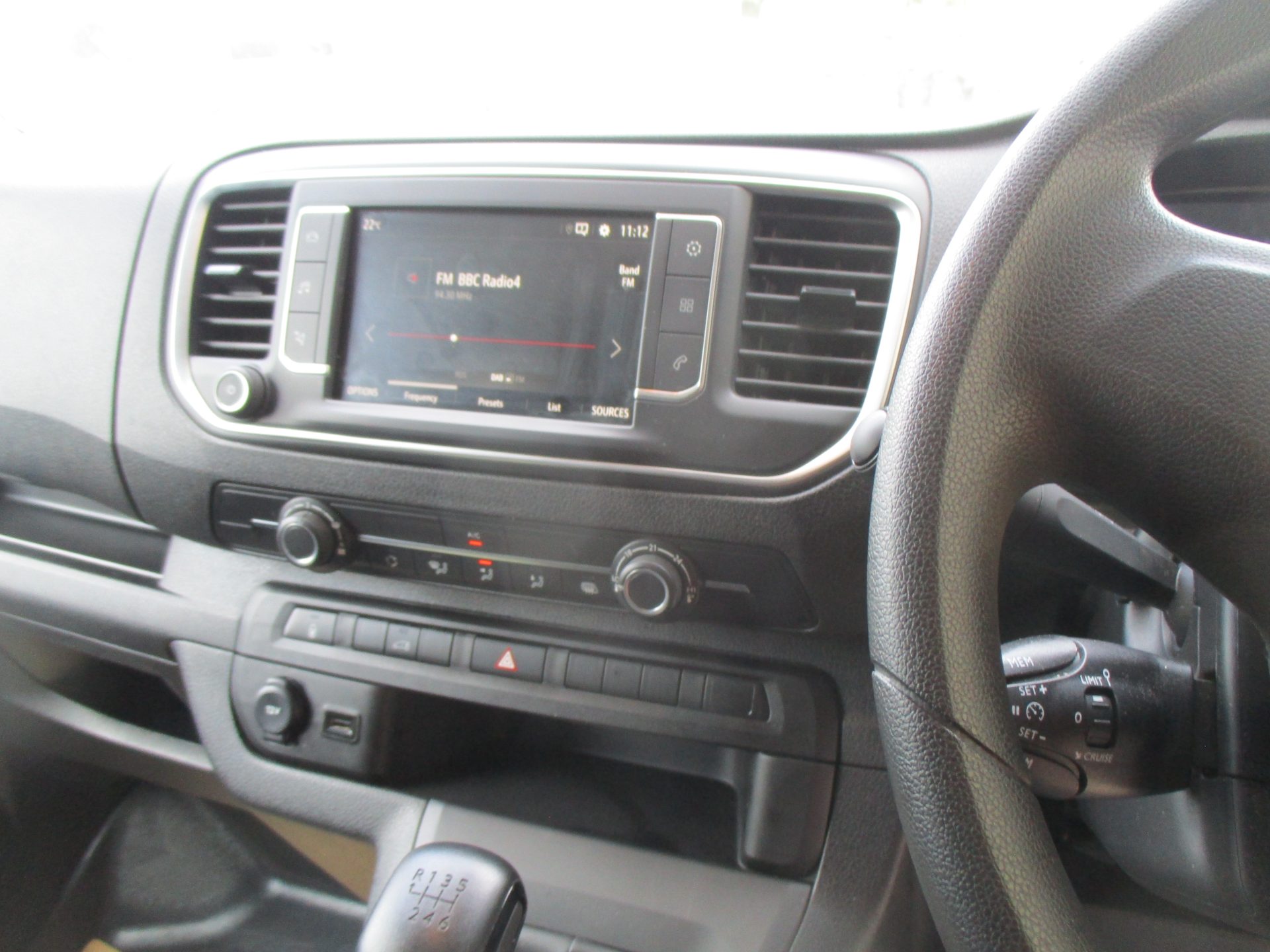 Vauxhall VIVARO PRO L2 H1 - Image 9