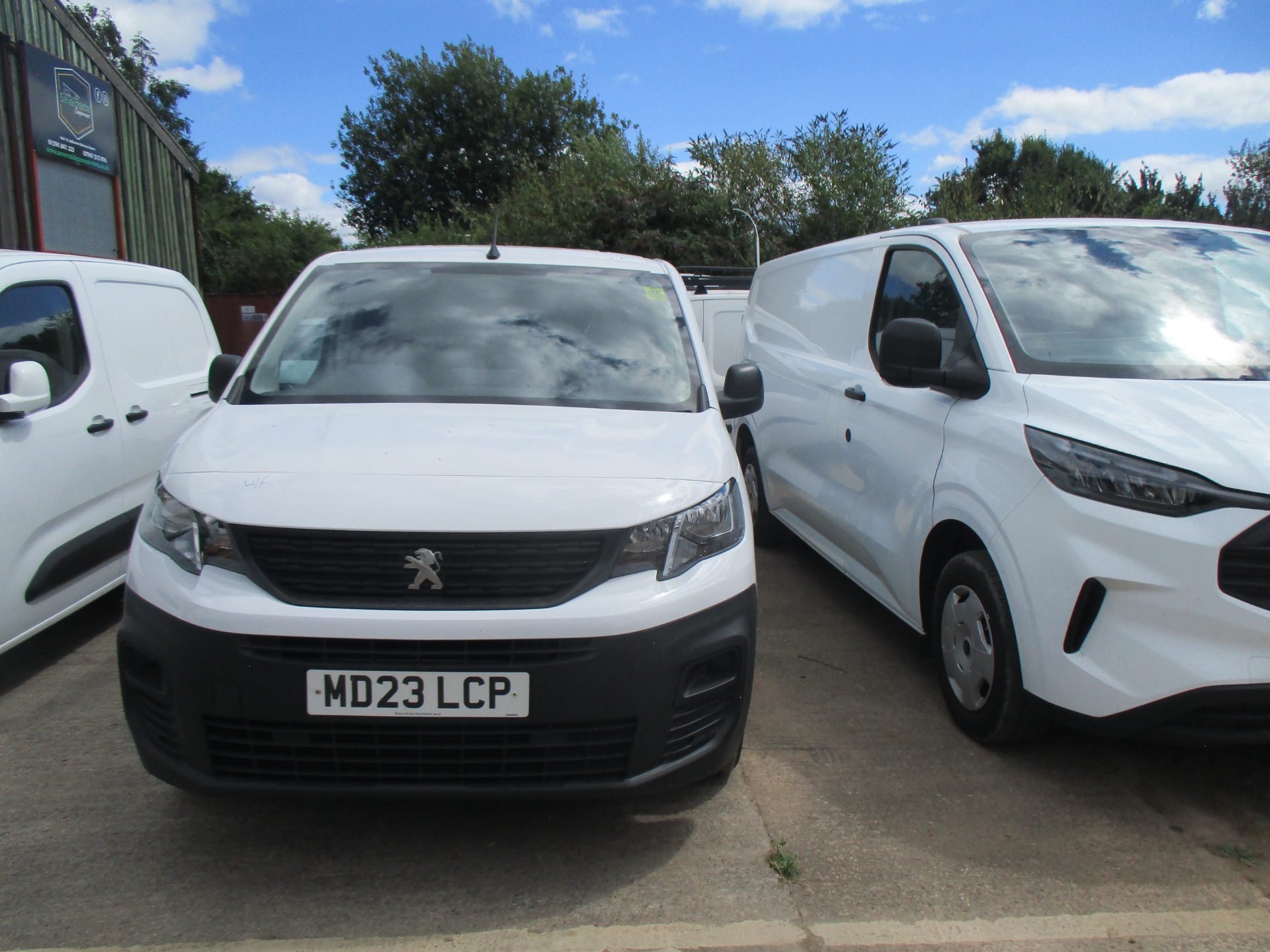 Peugeot 950 Partner Pro  L2 H1 - Image 2