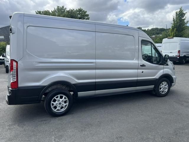 Ford Transit 2.0 350 Ecoblue - Image 15