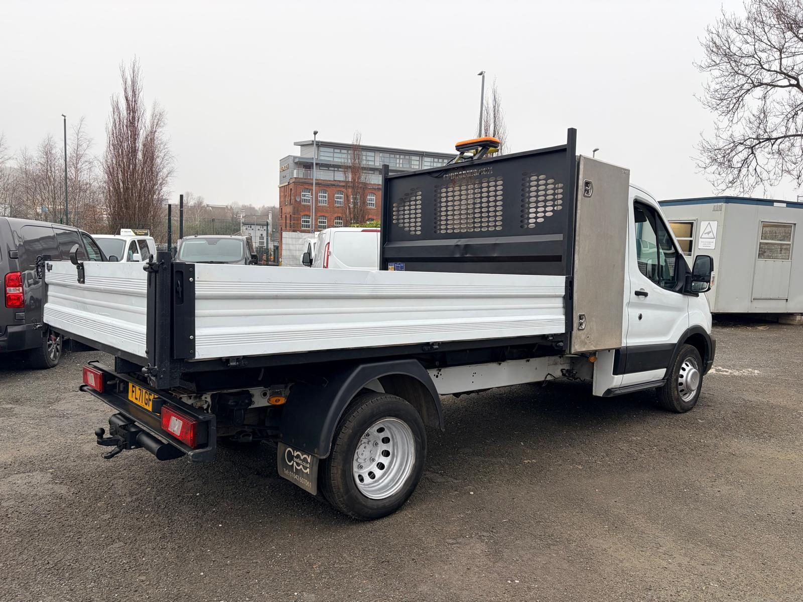 Ford Transit 2.0 350 Ecoblue - Image 6