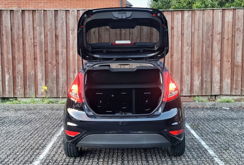 Ford Fiesta 1.4 Titanium 5Dr - Image 7
