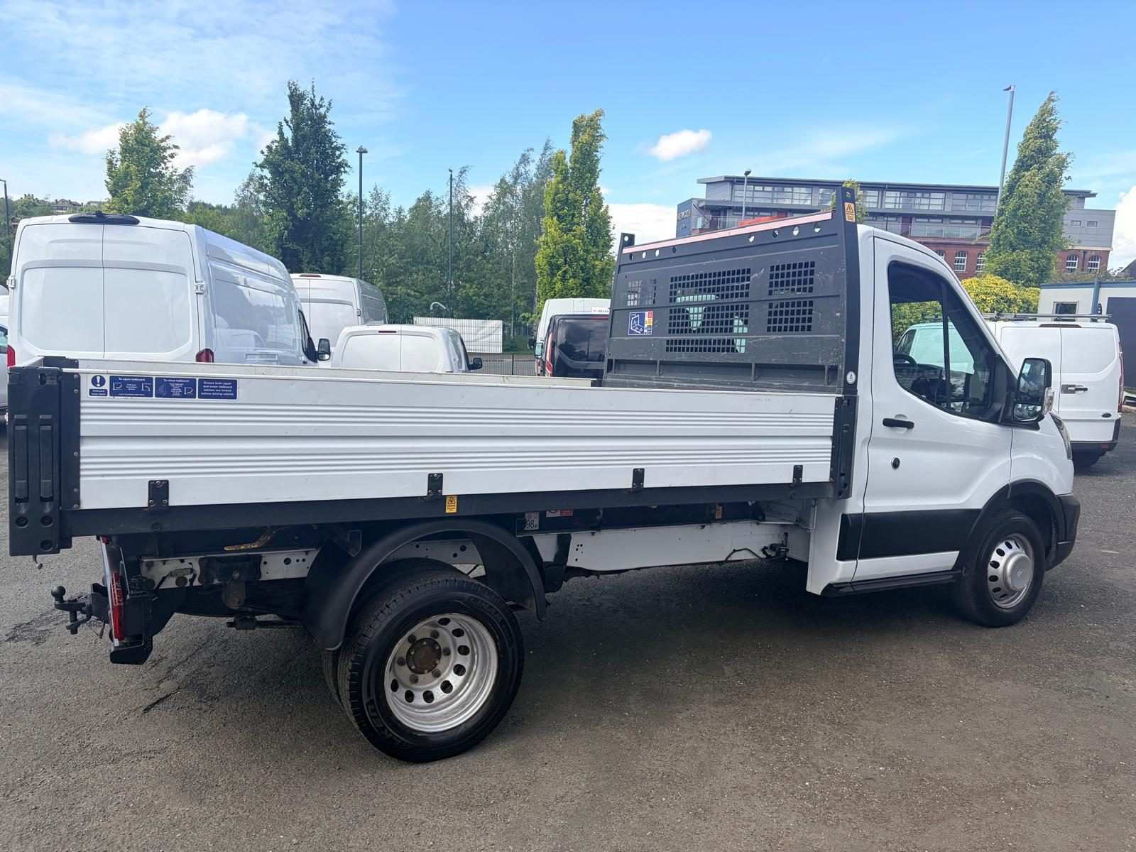 Ford Transit 2.0 350 Ecoblue - Image 2