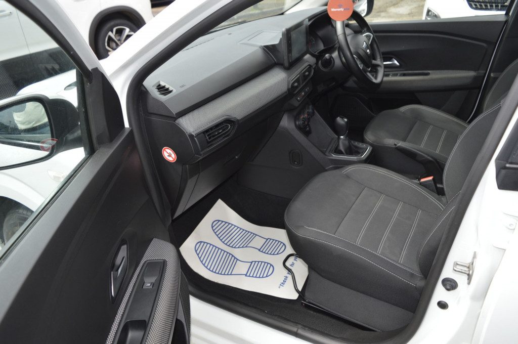 Dacia Sandero - Image 12