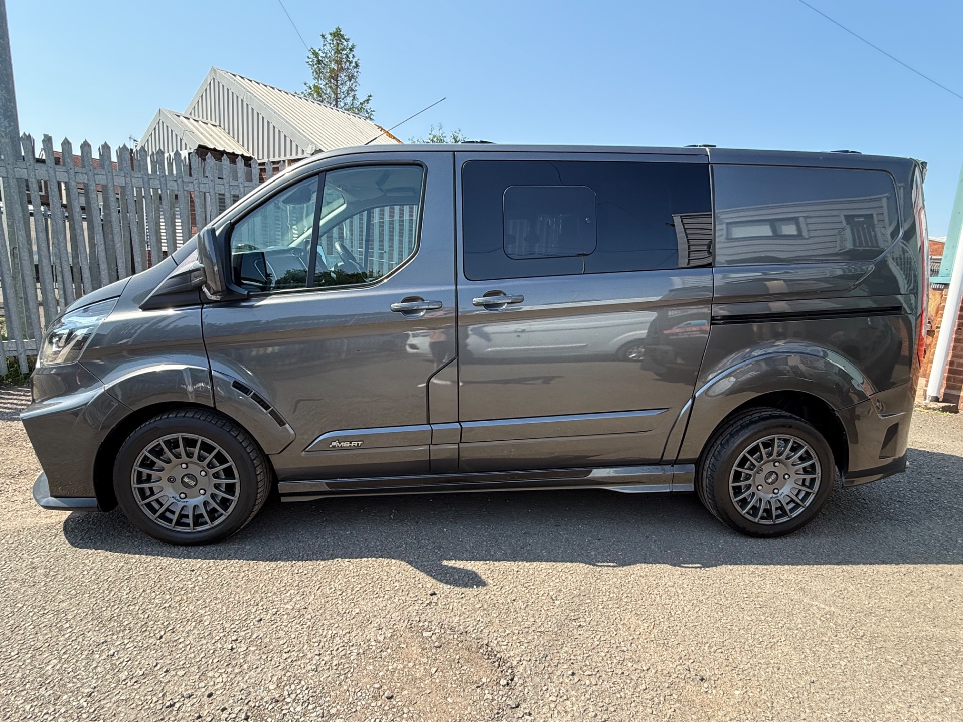 Ford 2021 (21) Ford Transit Custom MS-RT 2.0 320 Limited Crew Van Double Cab - Image 2