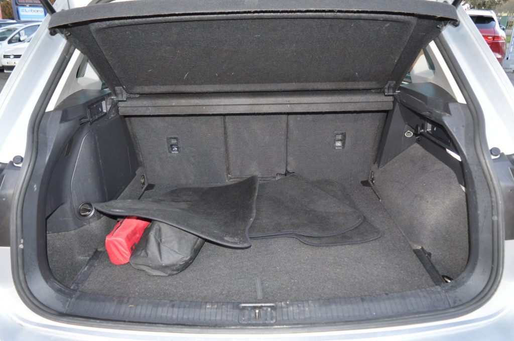 Volkswagen Tiguan - Image 10