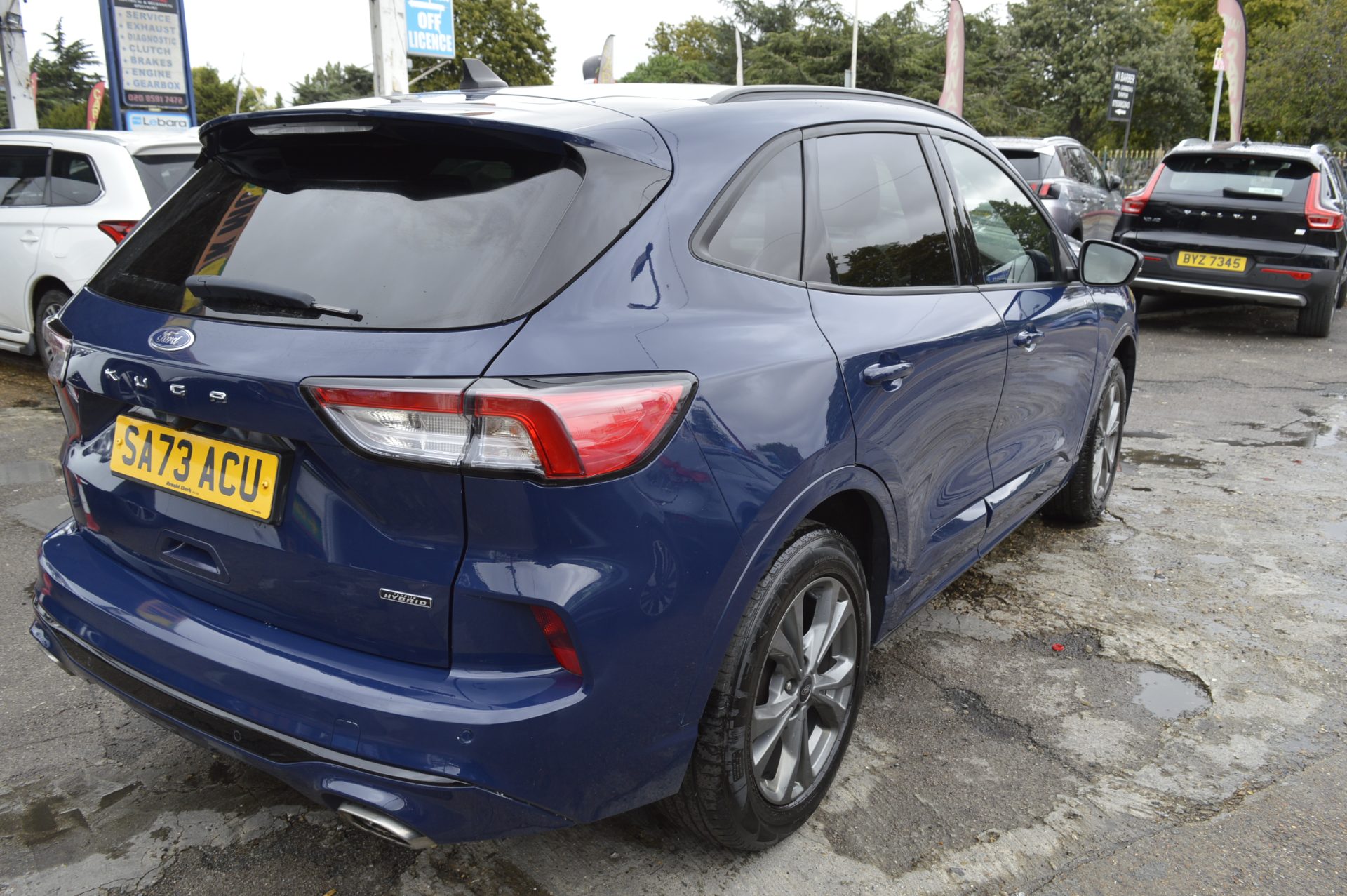 Ford KUGA STLINE PLUG IN HYBRID - Image 2