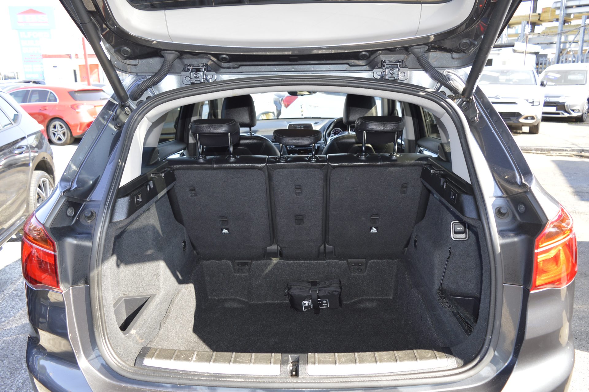 Bmw X1 - Image 9