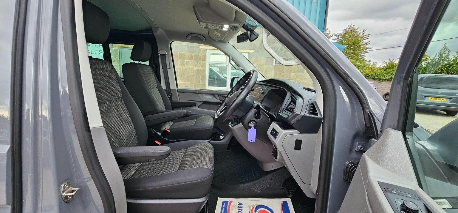 Volkswagen Transporter - Image 2