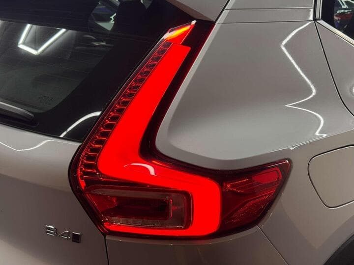 Volvo XC40 - Image 18