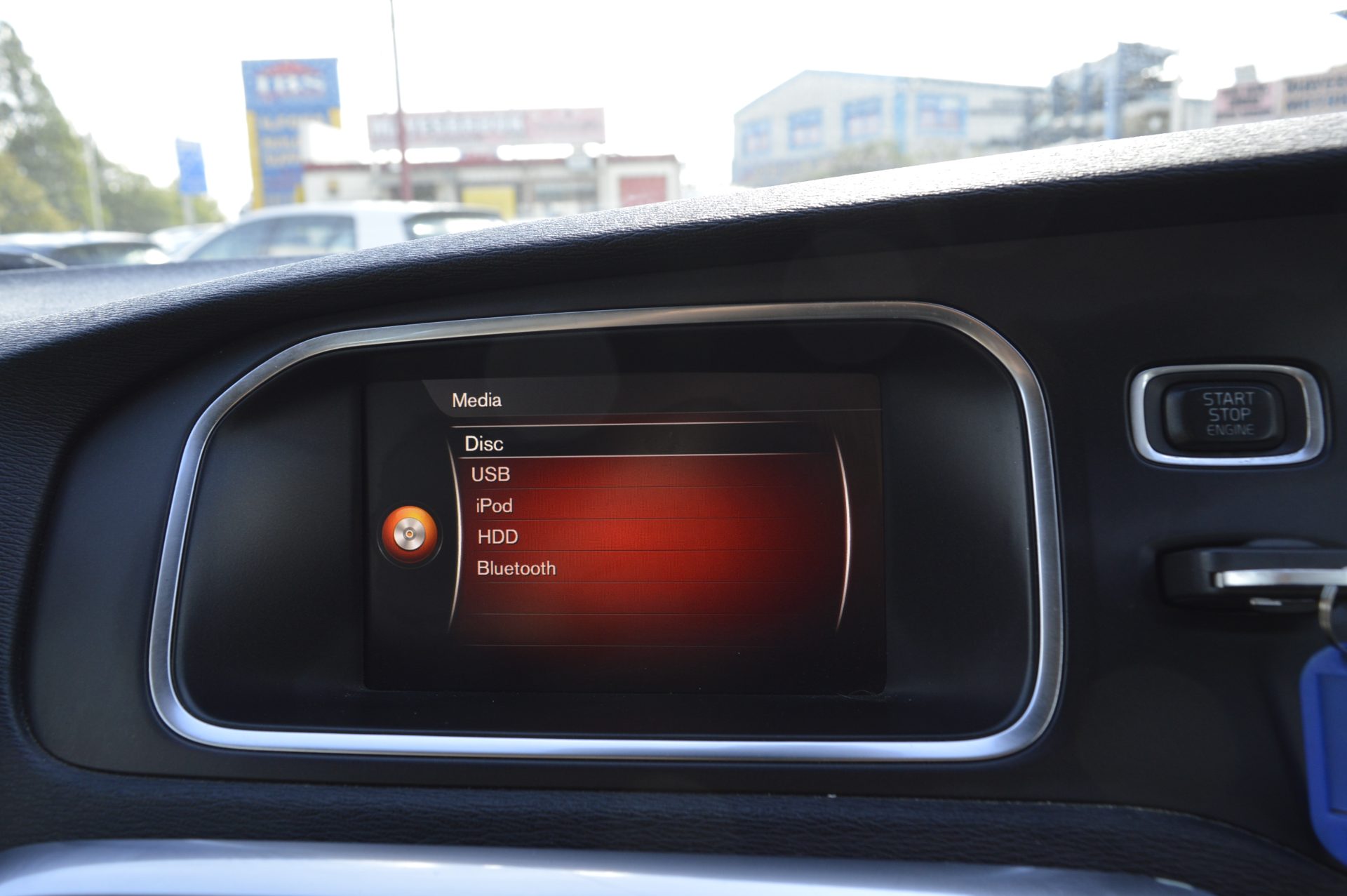 Volvo V40 CROSS COUNTRY - Image 19
