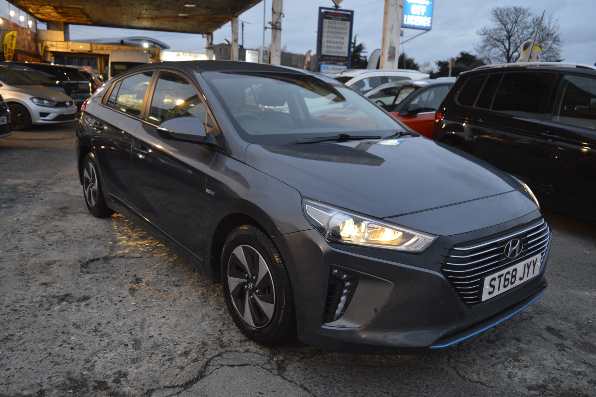 Hyundai IONIQ HYBRID AUTO