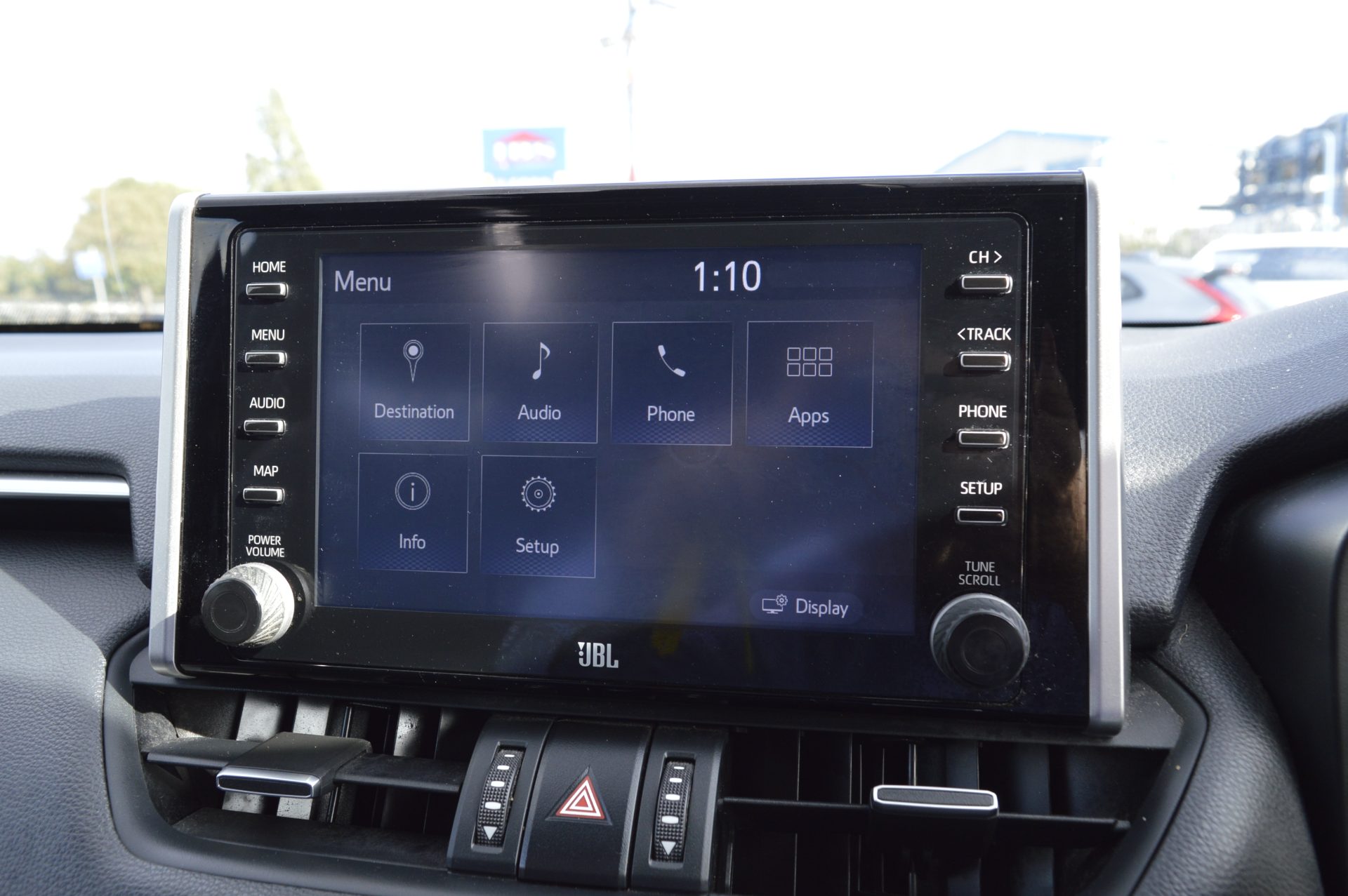 TOYOTA RAV-4 HYBRID - Image 20