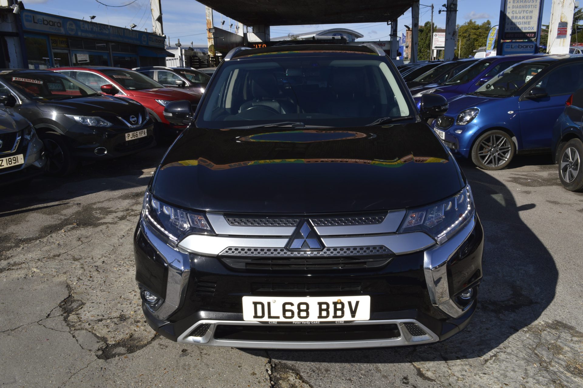Mitsubishi OUTLANDER AUTO 7 SEATS - Image 7