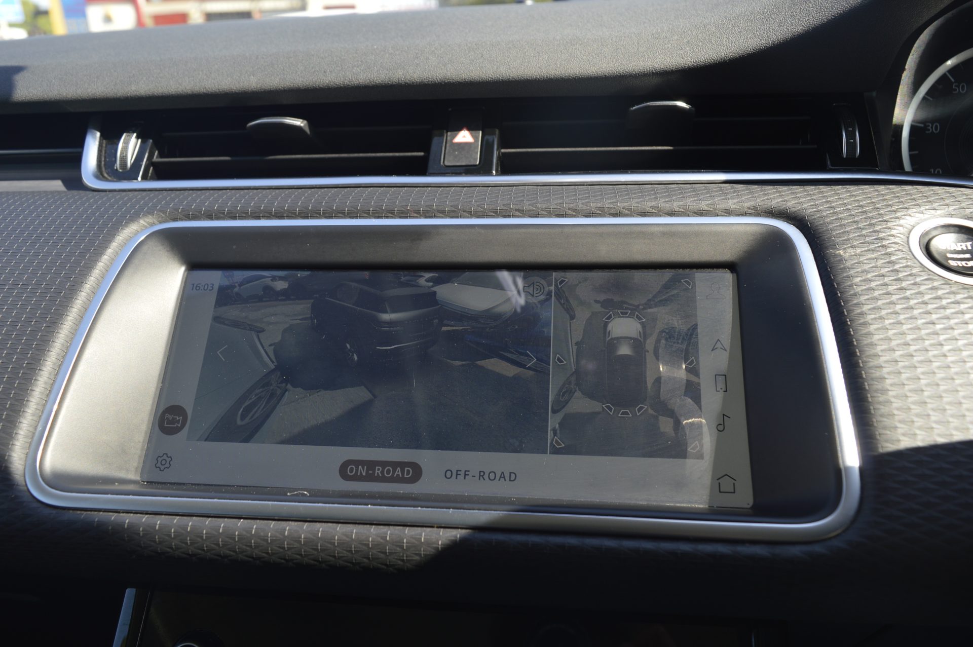 Land Rover RANGEROVER EVOQUE PHEV - Image 20