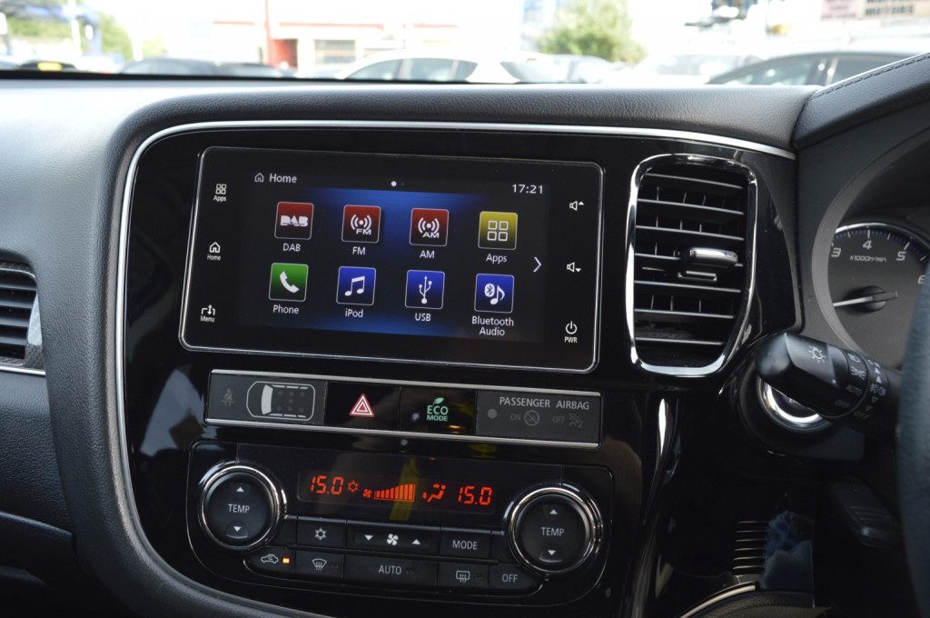 Mitsubishi Outlander - Image 20