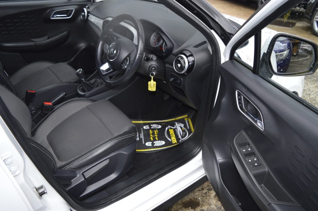 Mg Mg3 - Image 15