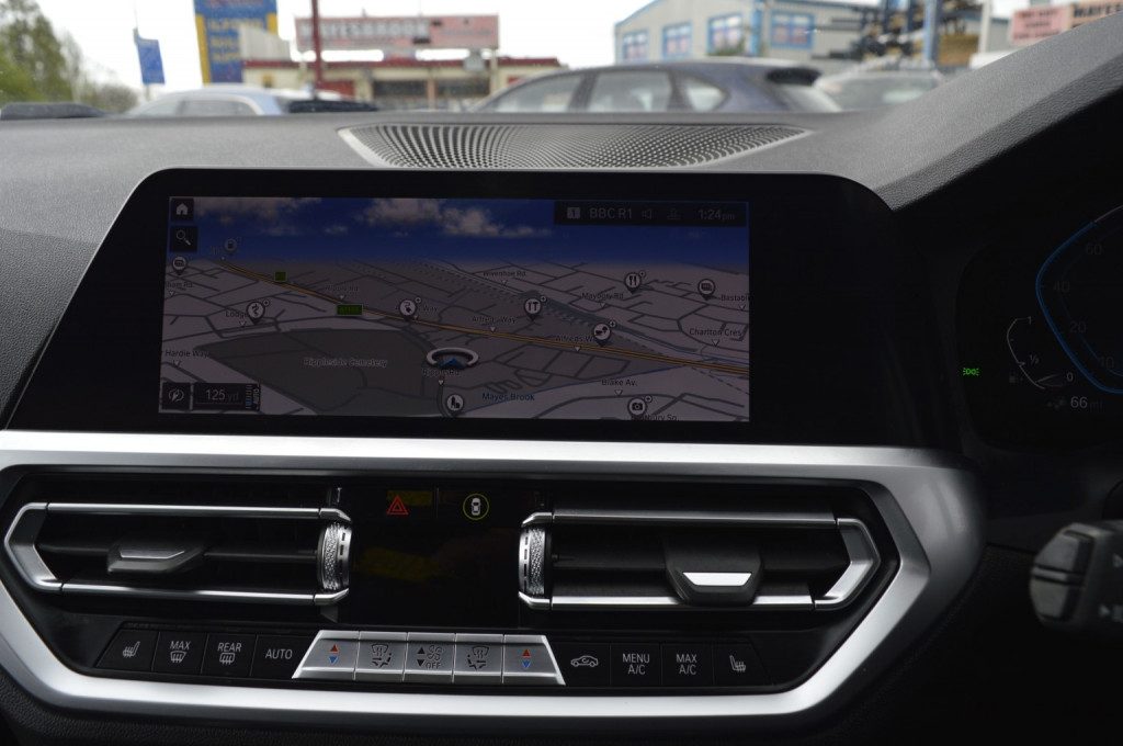 Bmw 3 Series - Image 19