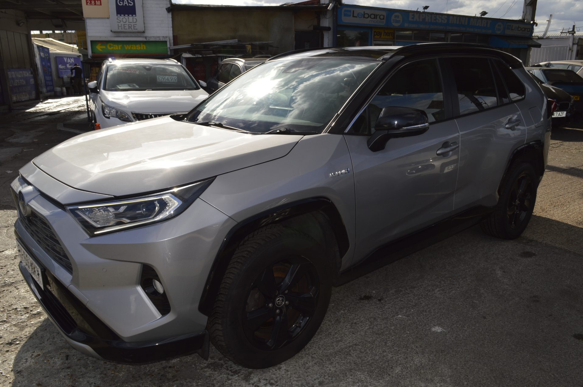 TOYOTA RAV-4 HYBRID - Image 5