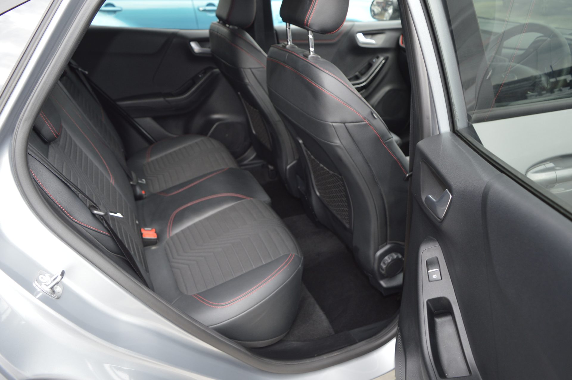 Ford PUMA ST LINE AUTO - Image 13