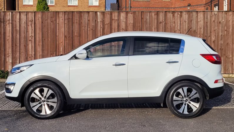 Kia Sportage 1.7 Crdi Ecodynamics - Image 13