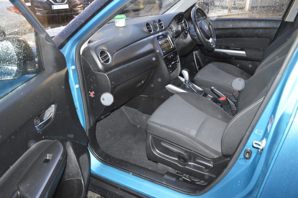 Suzuki Vitara - Image 12