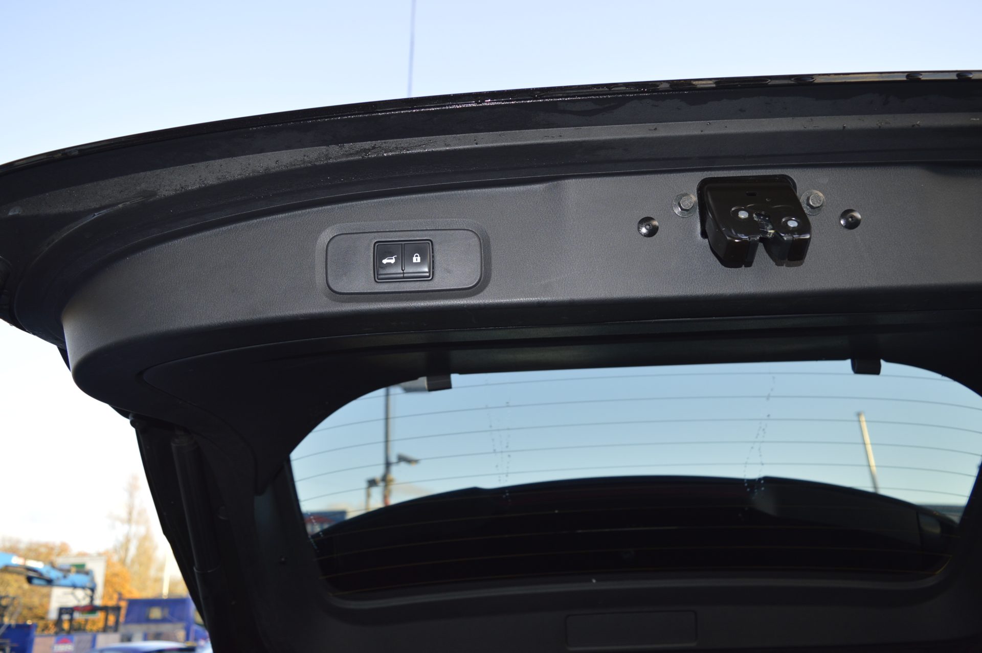 Nissan Qashqai - Image 10