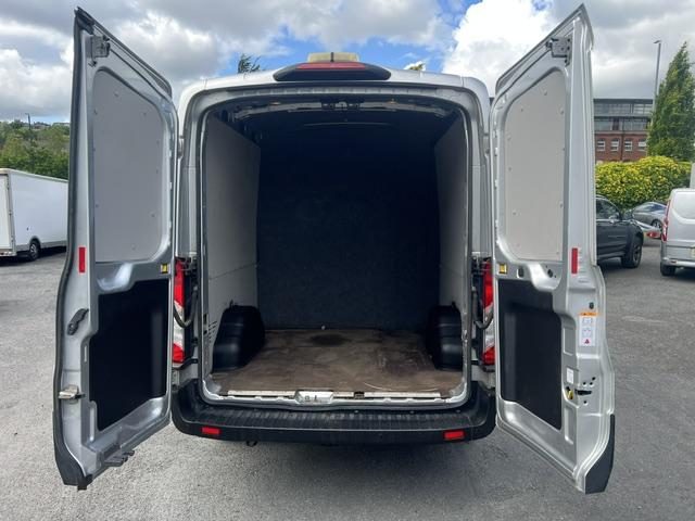 Ford Transit 2.0 350 Ecoblue - Image 2