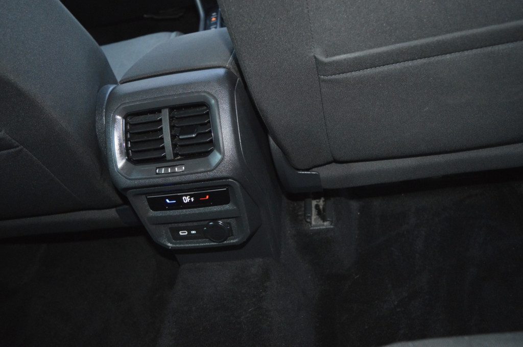 Volkswagen Tiguan - Image 14