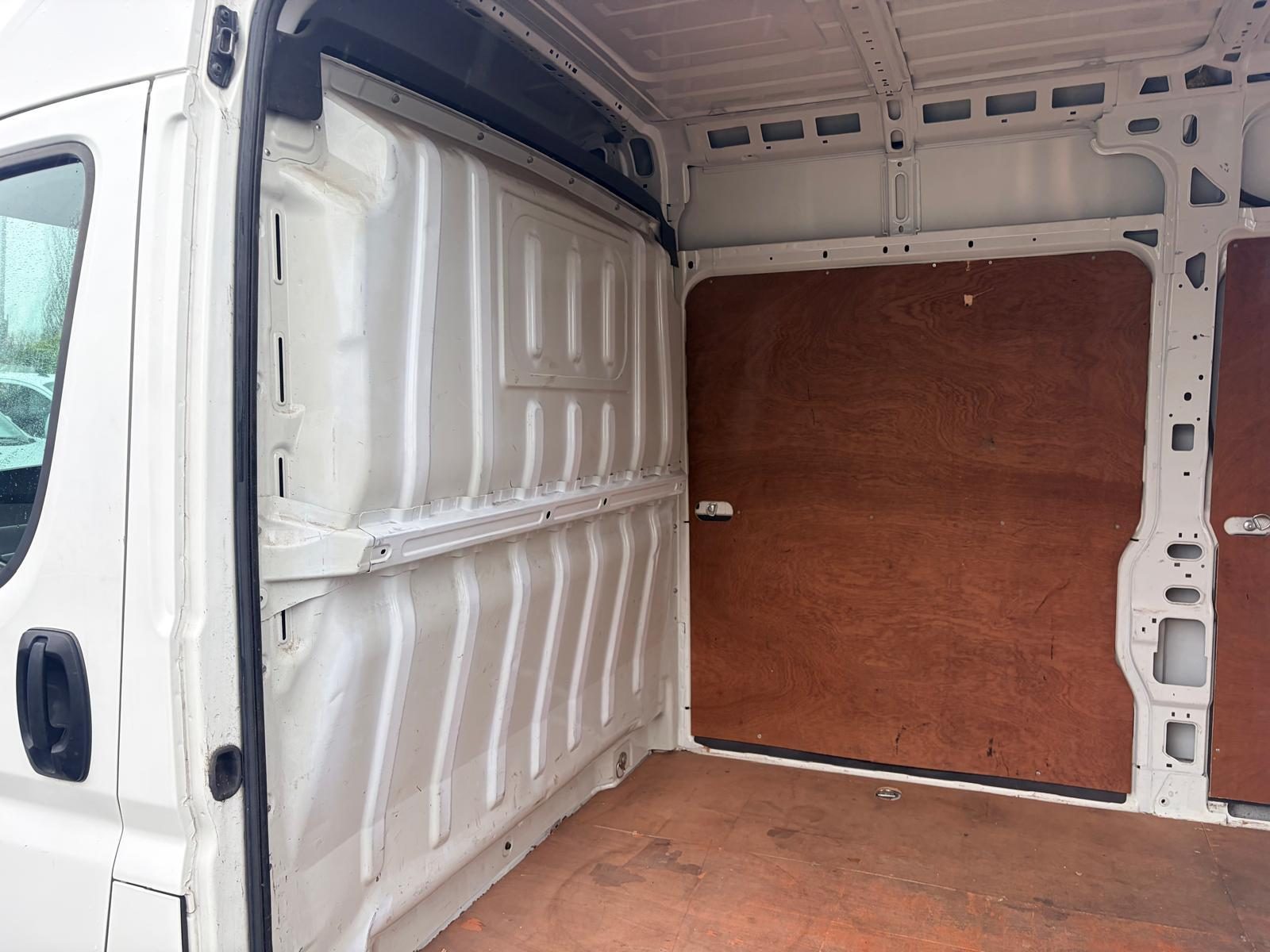 Peugeot Boxer 2.2 Bluehdi 435 - Image 10