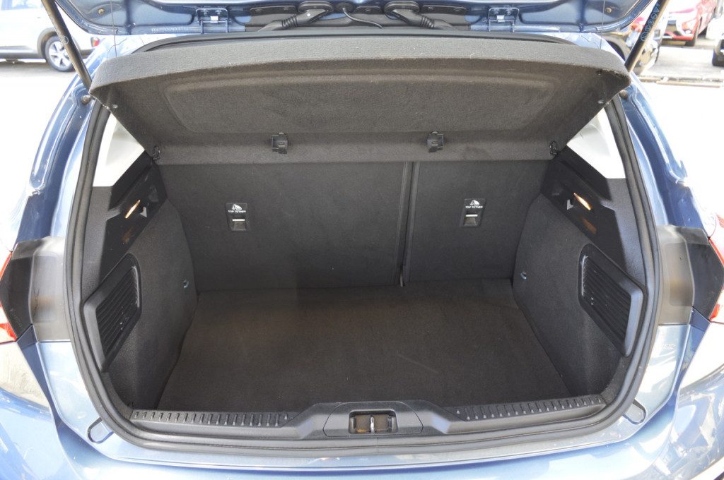 Ford Focus - Image 6