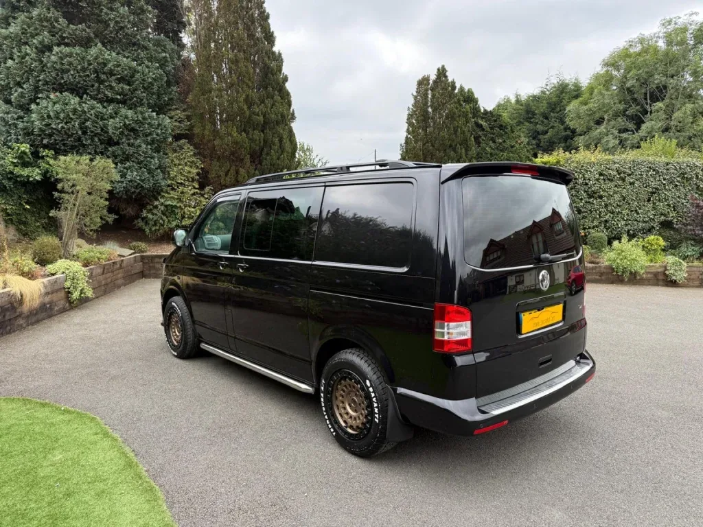 Volkswagen Transporter - Image 19