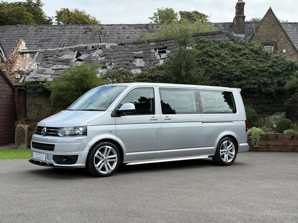 Volkswagen Transporter Shuttle - Image 2