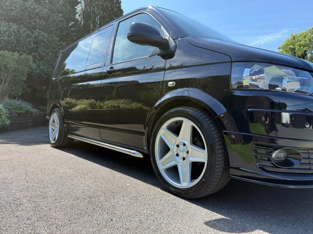 Volkswagen Transporter - Image 13