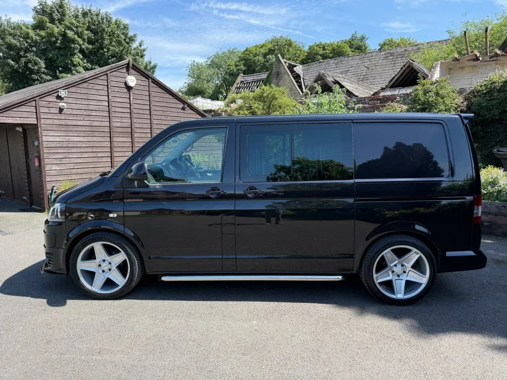 Volkswagen Transporter - Image 15