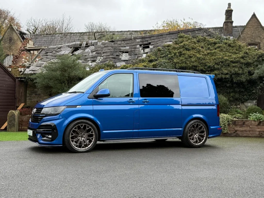 Volkswagen Transporter - Image 4