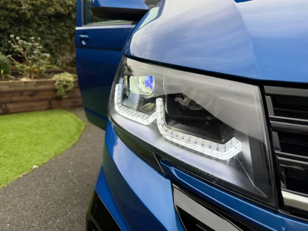 Volkswagen Transporter - Image 14