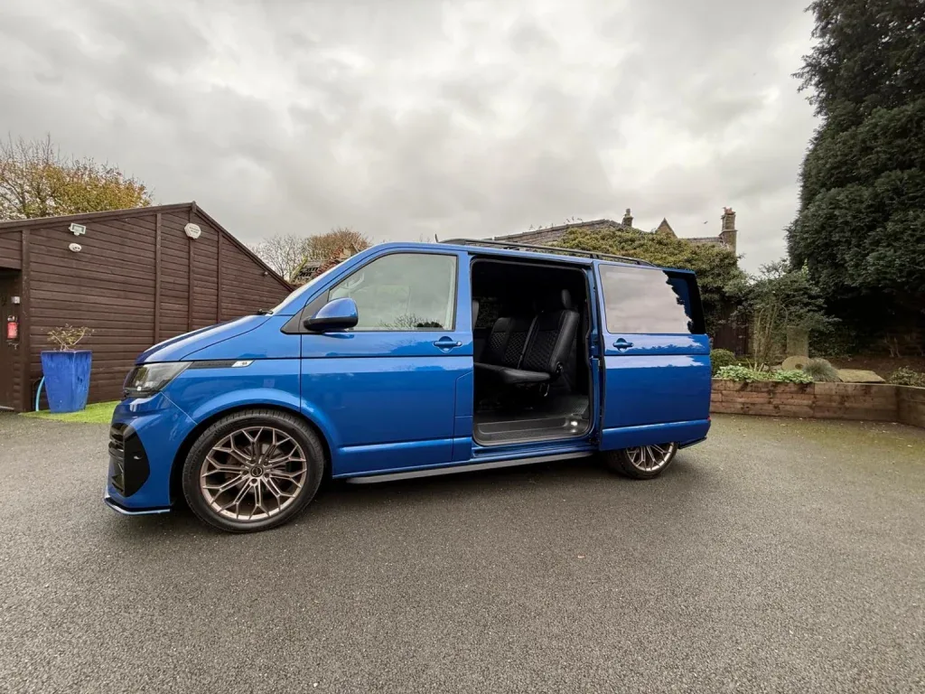 Volkswagen Transporter - Image 15