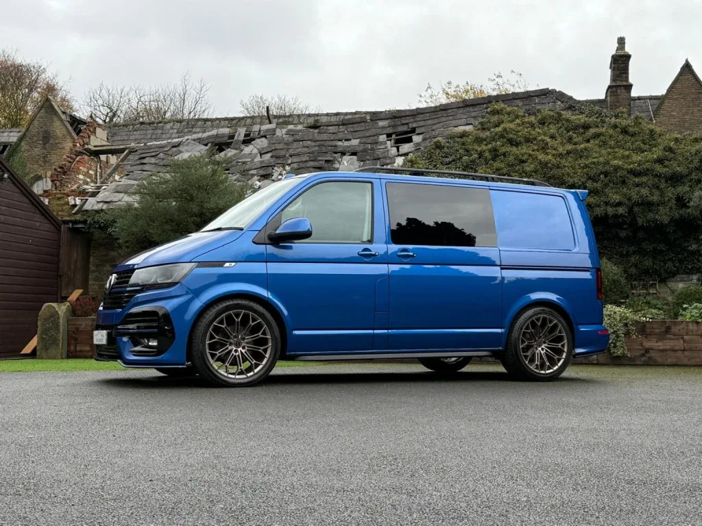 Volkswagen Transporter - Image 19