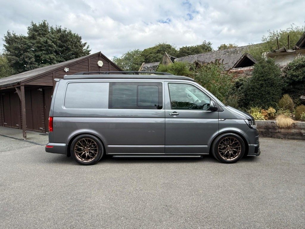 Volkswagen Transporter - Image 14