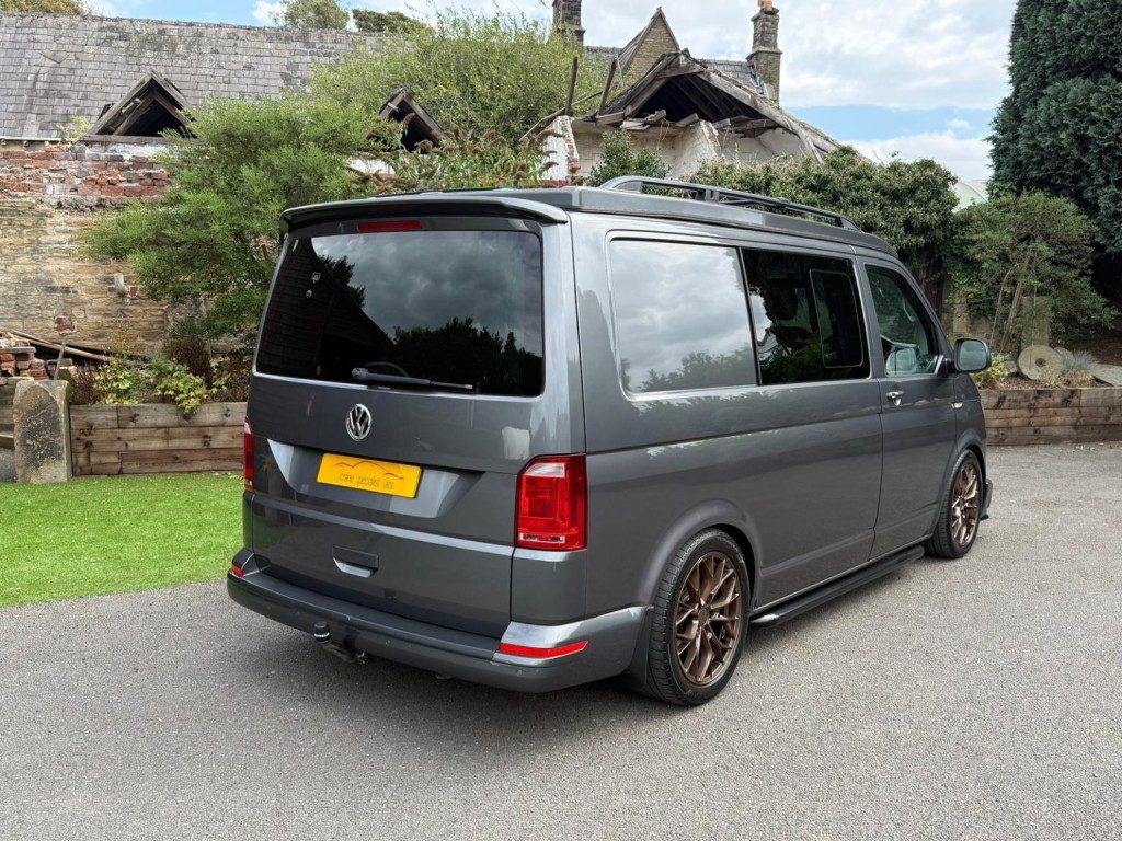 Volkswagen Transporter - Image 16