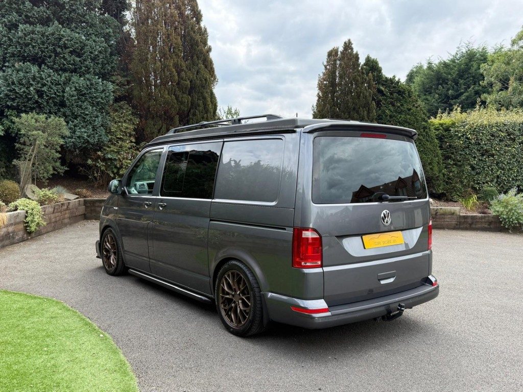 Volkswagen Transporter - Image 18