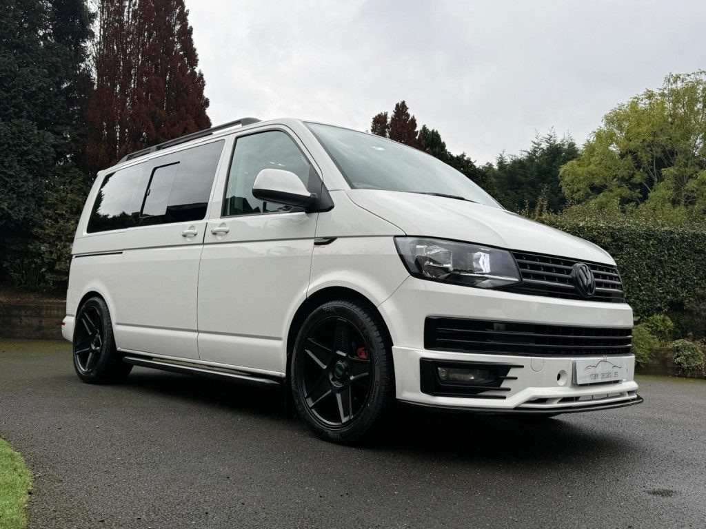 Volkswagen Transporter Shuttle - Image 12