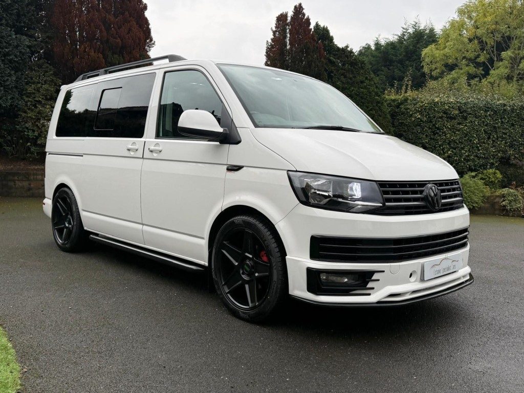 Volkswagen Transporter Shuttle - Image 13