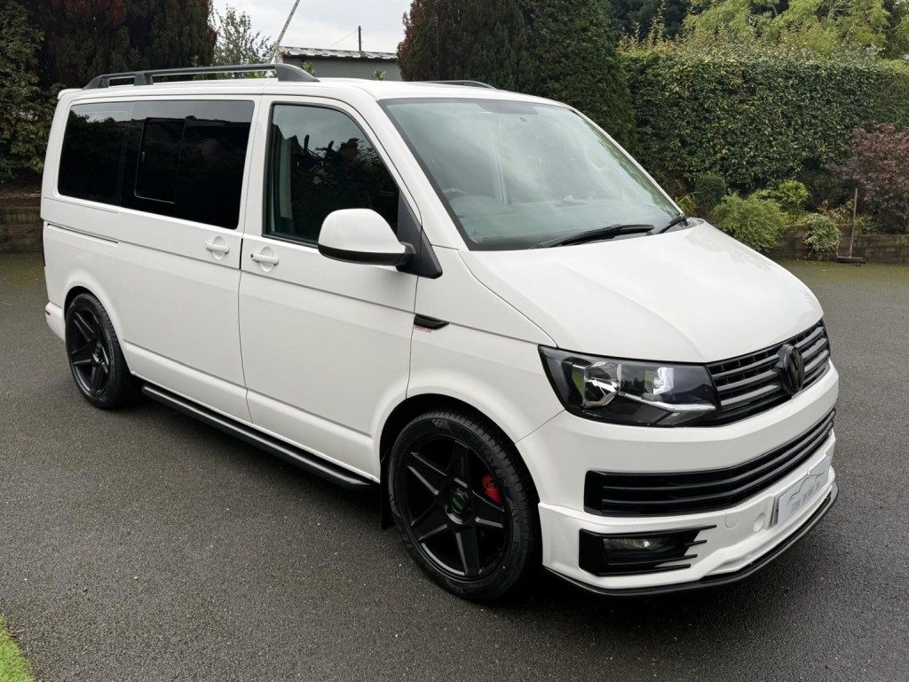 Volkswagen Transporter Shuttle - Image 16