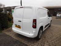 Vauxhall Combo - Image 4